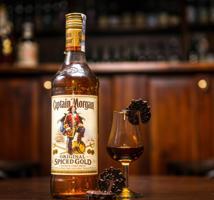 Captain Morgan Original Spiced Gold 35% 0,7 l (holá láhev)