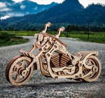 Dřevěný model motorky Cruiser